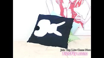 Cute sexy asian live sex masturbating on cam