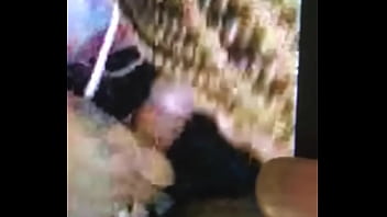 Weak head in the car