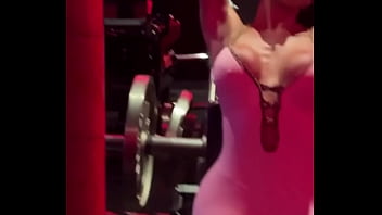 Eu fico boa de rosa amor dos stories de ontem direto pro feed do agathaliraofficiallestou no rj até domingo