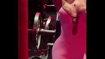 Eu fico boa de rosa amor dos stories de ontem direto pro feed do agathaliraofficiallestou no rj até domingo