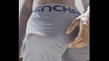 Thetitusbull is looking for a new woman who loves her bulls young