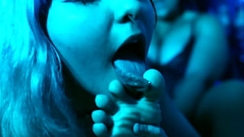 Lesbians slime foot fetish and hitachi play