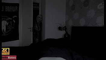 Step mommy's nightly visit 4k Step mommy's nightly visit 4k