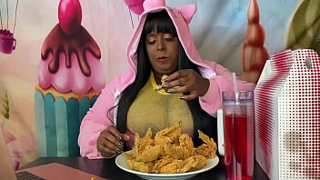 Stuffing while watching porn