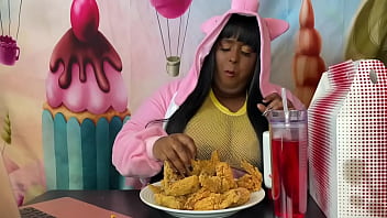 Stuffing while watching porn