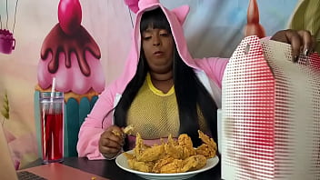 Stuffing while watching porn