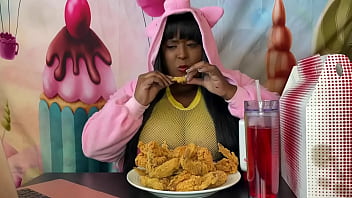 Stuffing while watching porn