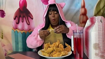 Stuffing while watching porn