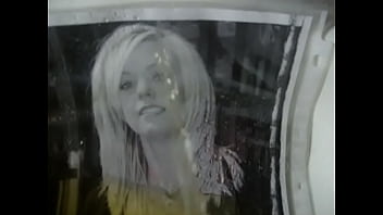 Pee on kate gosselin 1