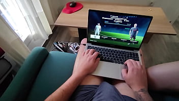 Mi novio quiere jugar fifa y yo quiero jugar con su polla