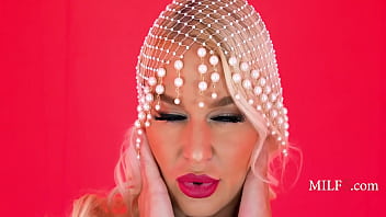 The curvy goddess milf london river rides a young and hard cock and tastes herself