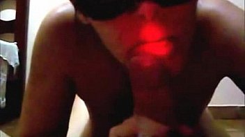 Raquel exibida tomando porra