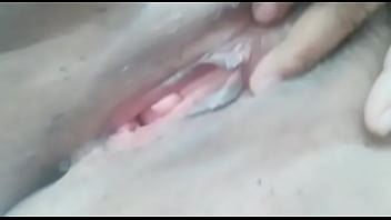 Lilia cachonda quiere pene