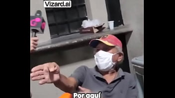 La dura realidad de un vendedor de periódicos #esfuerzo #chiclenoticias #historia #elchicletv #trabajo #sacrificio #atre