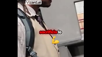 La dura realidad de un vendedor de periódicos #esfuerzo #chiclenoticias #historia #elchicletv #trabajo #sacrificio #atre