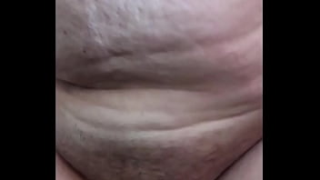 Fantasia wipes her pussy