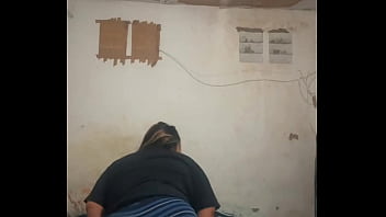 Olha como essa novinha dança gostoso