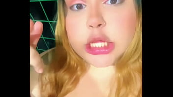 Olha como essa novinha dança gostoso