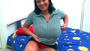 Whats this buxom beautys name