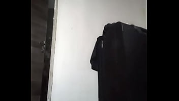 This is too feltish to watch i bet you can't watch her till down