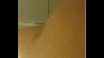 Rides it reverse cowgirl after giving head bomb pussy