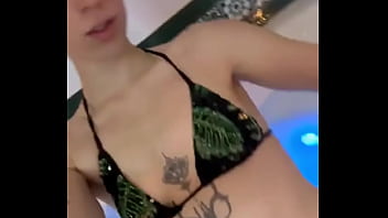 Dai salta dentro anche tu