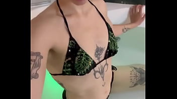 Dai salta dentro anche tu