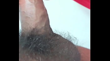 Mi ex me vio en vestido rojo y no se resistio le hice un rico oral a escondidas amateur