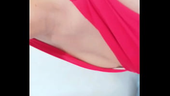 Mi ex me vio en vestido rojo y no se resistio le hice un rico oral a escondidas amateur