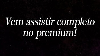 Massagem safada termina com a bucetinha toda gozada