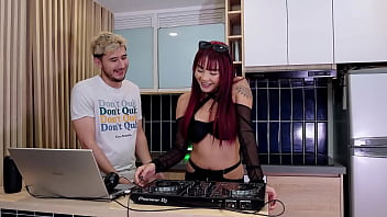 I end up fucking a new dj in exchange for giving her private lessons