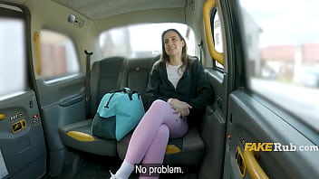 Lesbian physio therapist give female taxi driver more than just a massage Lesbian physio therapist give female taxi driver more than just a massage