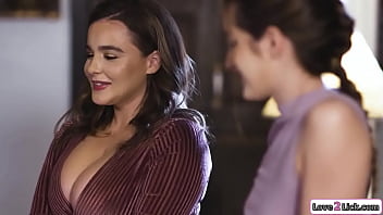 Petite stepdaughter offers her busty stepmom to have her first lesbian sex with kiss and the milf licks her foot and facesits her