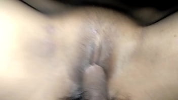 น้ำพุ่งเข้ารูหีสาวเพื่อนบ้าน