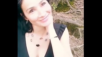 Follando en el bosque con extraño desconocido