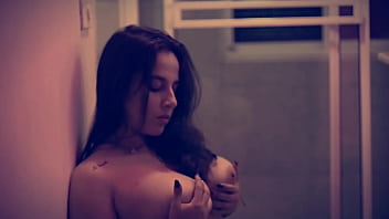 A voluptuous bbw latina takes center stage A voluptuous bbw latina takes center stage