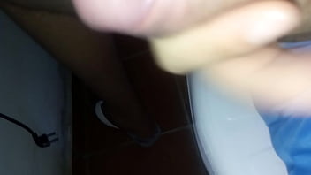 Onde Me Masturbo De Madrugada Para Relaxar O Estresse Do Dia thumbnail