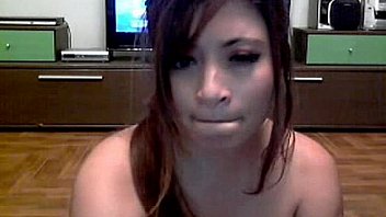 Giant breasted tyla dancing and being silly