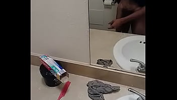 Dick sucked up by white girl