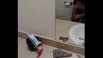 Dick sucked up by white girl