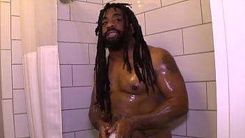 Lisa rivera gives me sloppy head in our hotel room