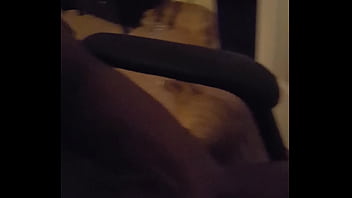 Stroking to a wet pussy vid