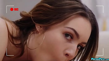 Hot fair complexion freya parker blows tommy's