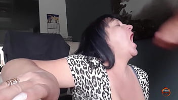 Klaudiaambergirl sexy ceo hot milf at work