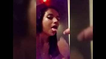 Que rica verga no puedo resistir tenerla en mi boca