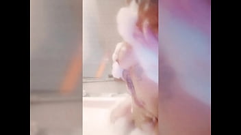 Que rica verga no puedo resistir tenerla en mi boca