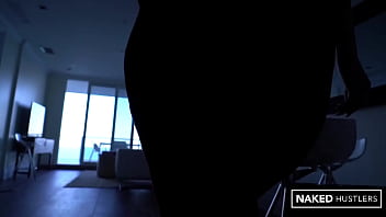 White girl wearing santa hat has a massive dump truck booty and gets fucked hard