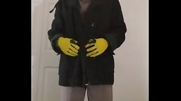 The other jolly good yellow compilation for free with yellow gloves 2