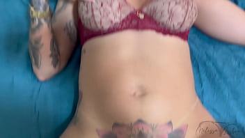 Cheguei da academia suadinha e meu enteado não deixou eu nem ir tomar banho Cheguei da academia suadinha e meu enteado não deixou eu nem ir tomar banho