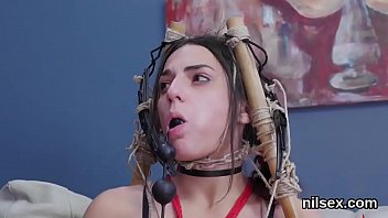 Insane tramp gets her fuckholes opened and thoroughly screwed